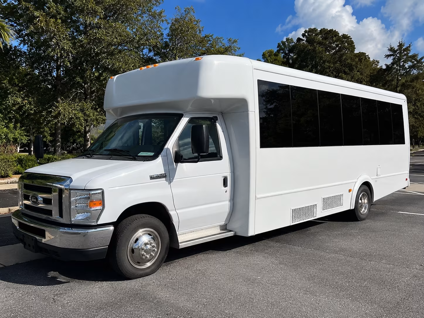 hit every photo stop in your arlington party bus before the dance