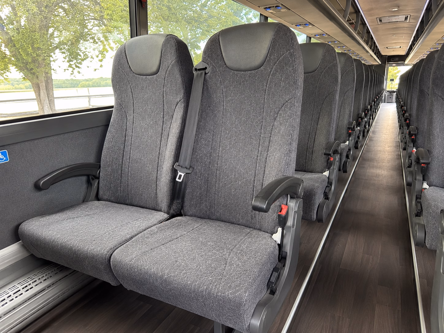 hotel shuttles for conferences and business travel